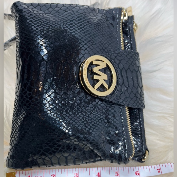 Michael Korrs  Blk. Python Embossed Mini Crossbody Bag - Picture 15 of 17